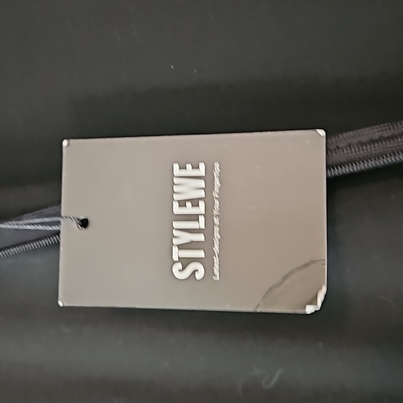 STYLEWE SZ. L Romper Beatiful long sleeve high neck black wide Leg romper NWT - Picture 5 of 9